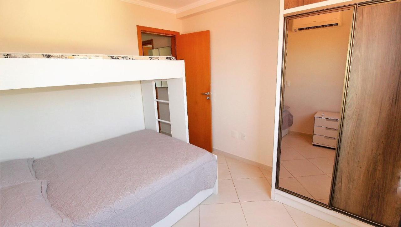 1024 - Apartamento Em Bombinhas Para Locacao De Temporada - Praia De Bombas Экстерьер фото