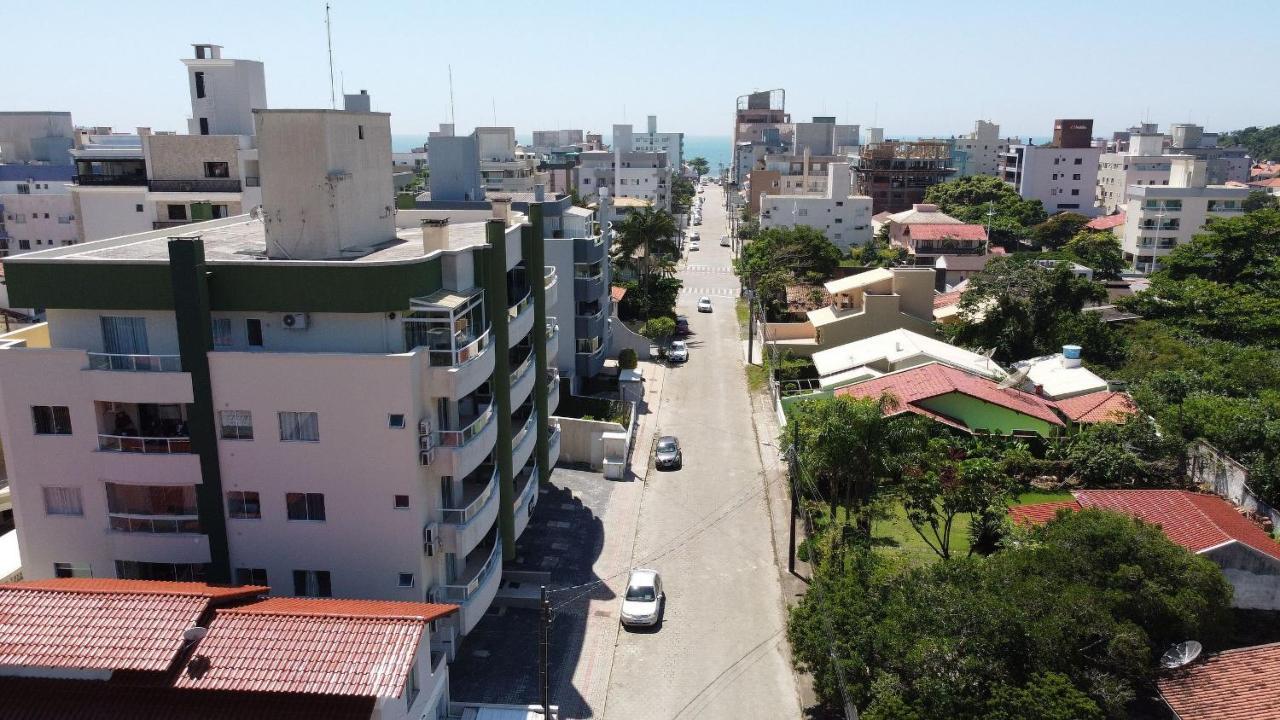 1024 - Apartamento Em Bombinhas Para Locacao De Temporada - Praia De Bombas Экстерьер фото